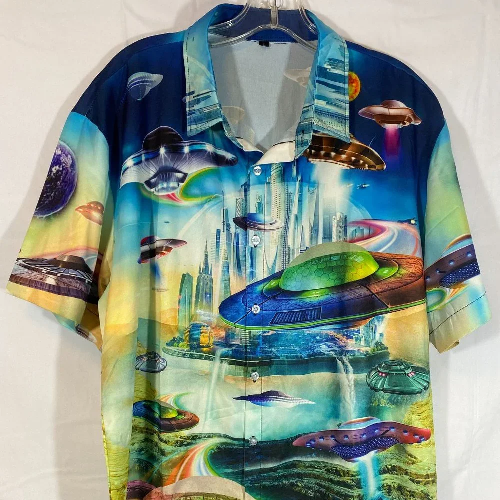 Alien Invasion Graphic Print Short Sleeve Button Down Shirt NWOT Women's Size L - Picture 2 of 12